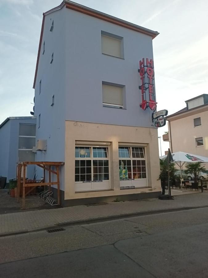 Hotel Bruchsaler Herz 外观 照片